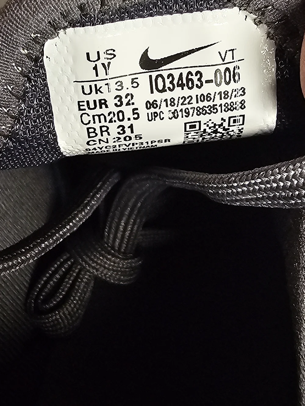 Nike Air Max 270 Kids Youth Running Shoe Black Grey/Black New